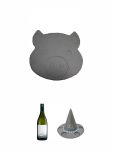 Buffetplatte Servierplatte Schweineform mit Gesichtgravur ca 30 x 30 cm Naturschiefer + Cloudy Bay Chardonnay Neuseeland 0,7 Liter + Alpenschnaps Serviertablett in Hutform für 6 Gläser